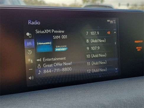 Used 2019 Lexus UX 200 w/ Premium Package image 23