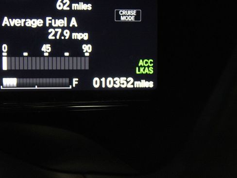 Used 2022 Honda HR-V EX image 10