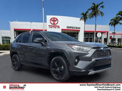Certified 2020 Toyota RAV4 XSE w/ XSE Grade Weather Package AWD/4WD image 1