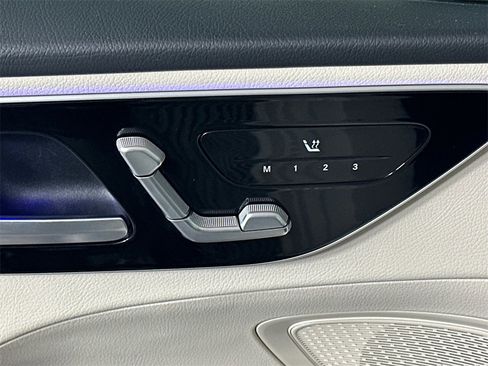 Certified 2024 Mercedes-Benz C 300 4MATIC Sedan image 11