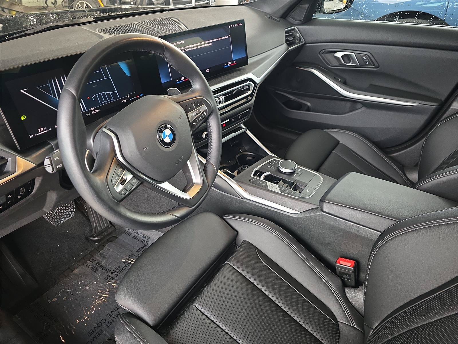 Certified 2024 BMW 330i Sedan w/ Convenience Package RWD image 16