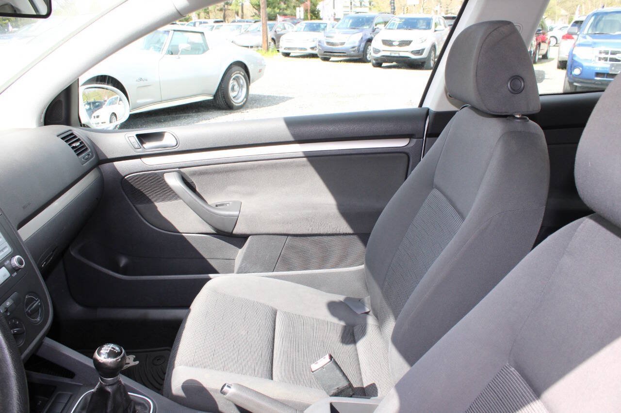 Used 2008 Volkswagen Rabbit S FWD image 14