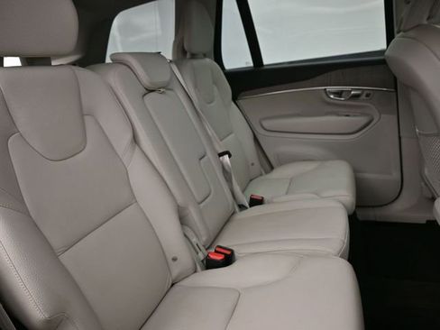 Used 2023 Volvo XC90 B6 Core w/ Climate Package image 30