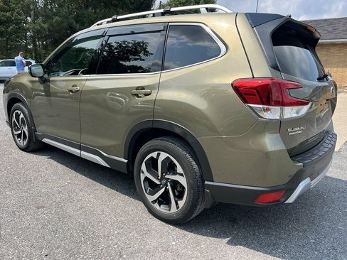 Used 2024 Subaru Forester Touring AWD/4WD image 5