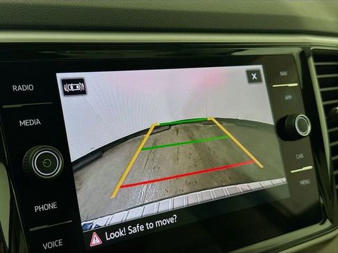 Used 2023 Volkswagen Atlas SEL image 15