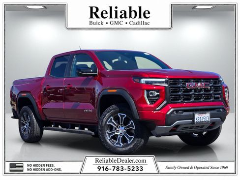 Used 2023 GMC Canyon AT4 w/ Technology Package AWD/4WD image 1