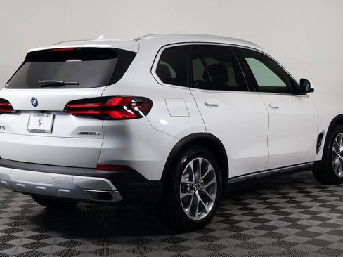 New 2026 BMW X5 xDrive50e w/ Climate Comfort Package AWD/4WD image 2