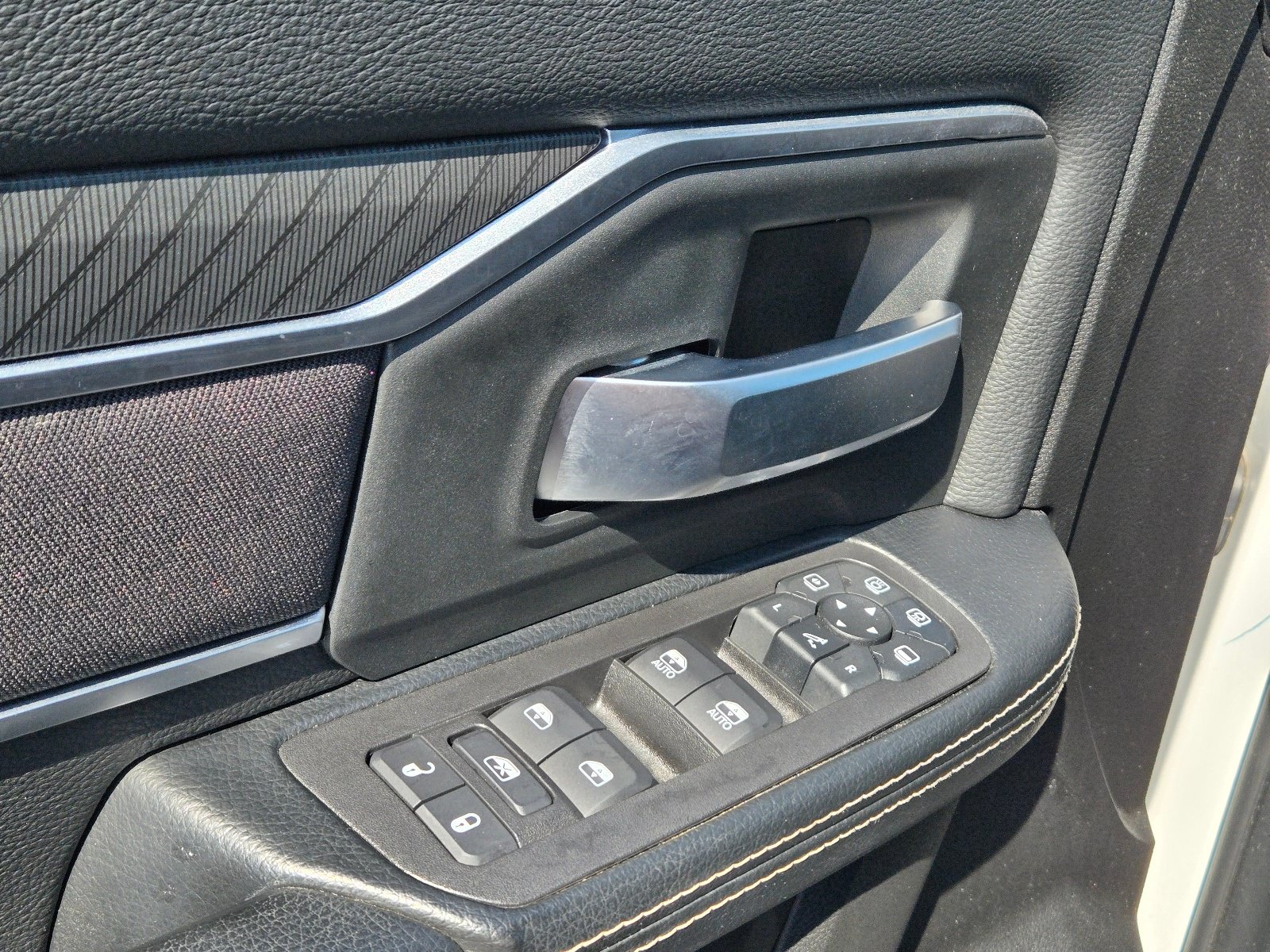 Used 2025 RAM 2500 Big Horn AWD/4WD image 14