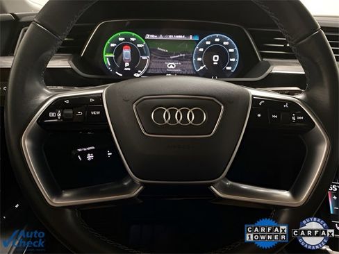 Used 2023 Audi e-tron Premium Plus w/ Premium Plus Package image 36