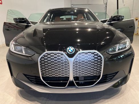 Used 2025 BMW i4 xDrive40i image 14