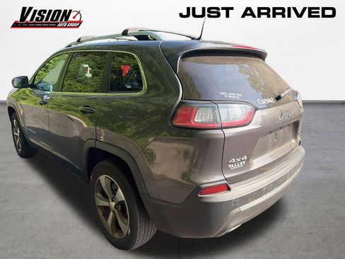 Used 2019 Jeep Cherokee Limited AWD/4WD image 7