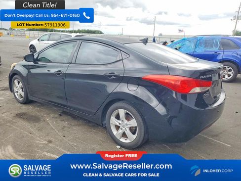 Used 2013 Hyundai Elantra GLS w/ Preferred Pkg FWD image 3