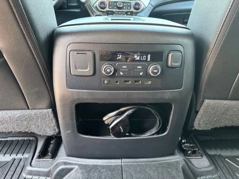 Used 2019 Chevrolet Tahoe Premier AWD/4WD image 27