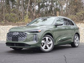 Certified 2025 Audi Q5 Prestige video 1