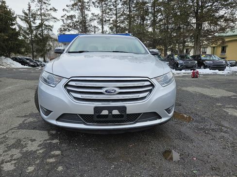 Used 2013 Ford Taurus Limited image 7