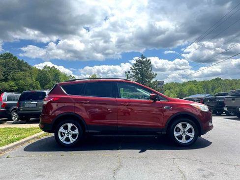 Used 2014 Ford Escape SE w/ Equipment Group 201A image 4