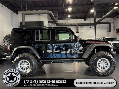 Used 2025 Jeep Wrangler Unlimited Rubicon AWD/4WD image 1