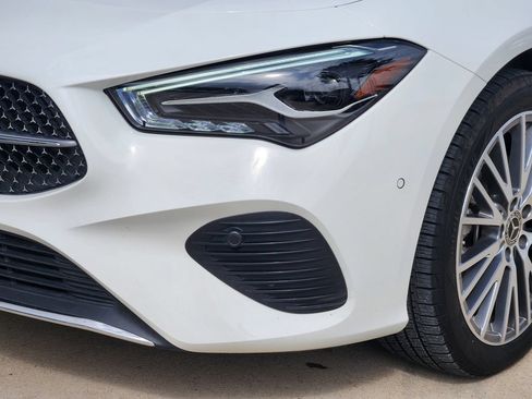 Used 2025 Mercedes-Benz CLA 250 image 14