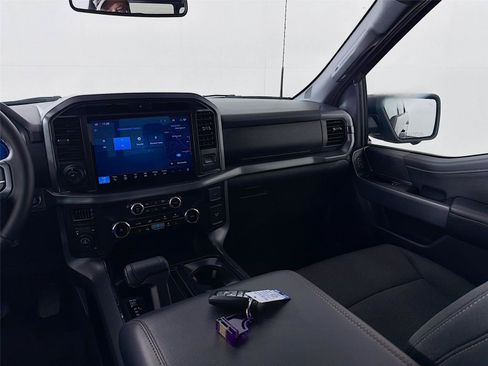Used 2025 Ford F150 XLT w/ Equipment Group 302A MID AWD/4WD image 28