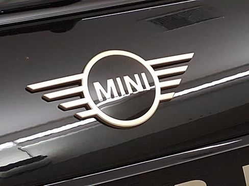 New 2026 MINI Cooper 2-Door Hardtop FWD image 17
