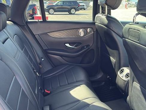 Used 2018 Mercedes-Benz GLC 300 4MATIC image 28