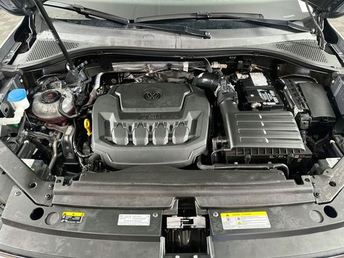Used 2022 Volkswagen Tiguan SE FWD image 31