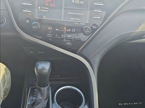 Used 2020 Toyota Camry XSE image 19