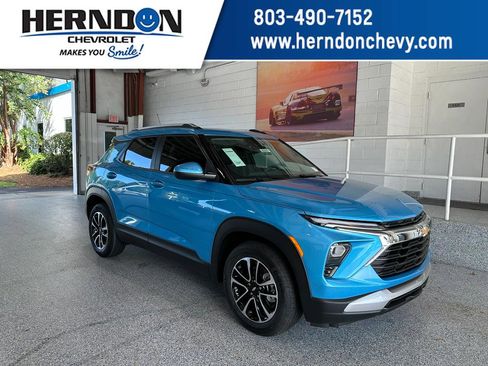 New 2026 Chevrolet TrailBlazer LT image 1