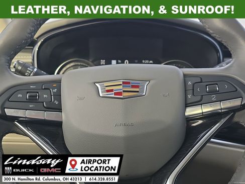 Used 2021 Cadillac XT6 Premium Luxury image 12