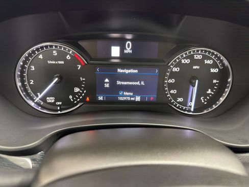 Used 2019 Cadillac XT4 Premium Luxury AWD/4WD image 19