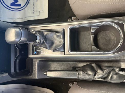 Used 2016 Toyota Tacoma TRD Sport w/ Towing Package image 33