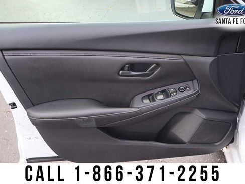 Used 2024 Nissan Sentra S FWD image 15