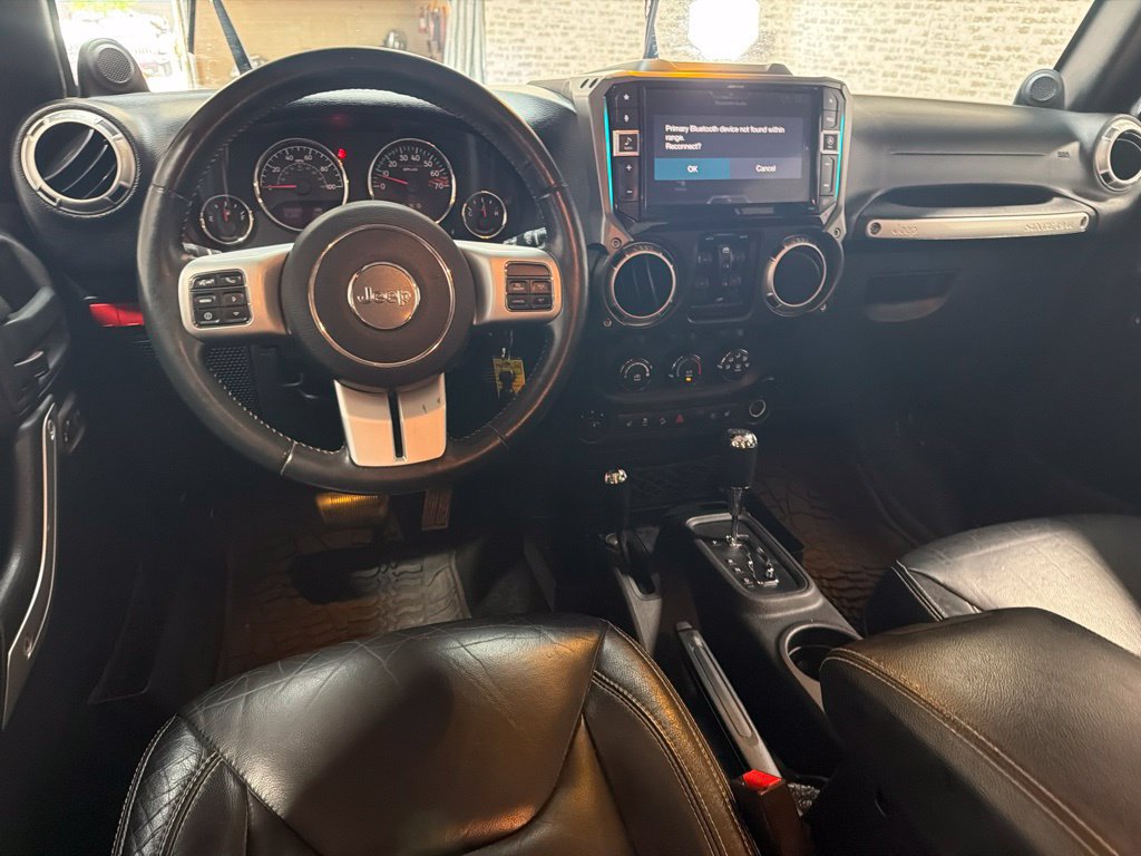 Used 2014 Jeep Wrangler Unlimited Rubicon AWD/4WD image 15
