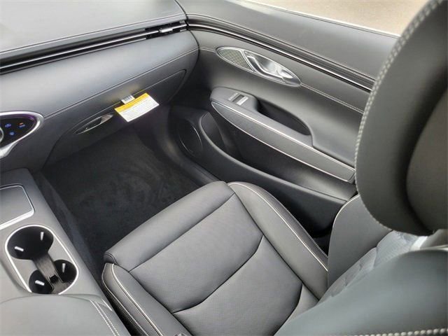 Used 2025 Genesis Electrified GV70 w/ Prestige Package AWD/4WD image 16