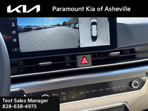 New 2026 Kia Carnival SX w/ SX Dark Edition Package image 11