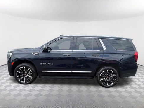 Used 2023 GMC Yukon Denali AWD/4WD image 8