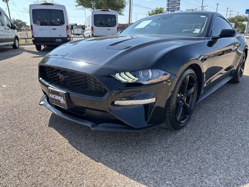 Certified 2022 Ford Mustang Coupe w/ Equipment Group 101A RWD image 7