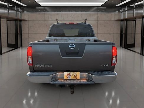 Used 2006 Nissan Frontier NISMO w/ (J01) Sunroof Pkg image 11