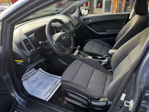 Used 2015 Kia Forte LX w/ Popular Package FWD image 11