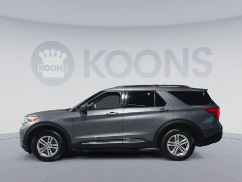 Used 2021 Ford Explorer XLT image 10