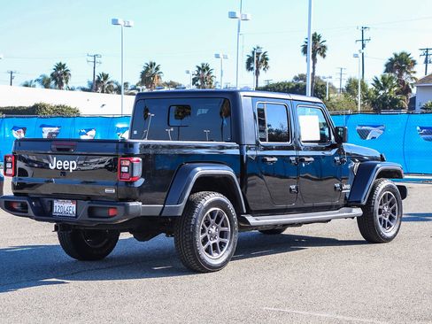 Used 2021 Jeep Gladiator Overland w/ Popular Equipment Package image 10