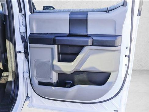 Used 2017 Ford F150 XL w/ Equipment Group 101A Mid image 27