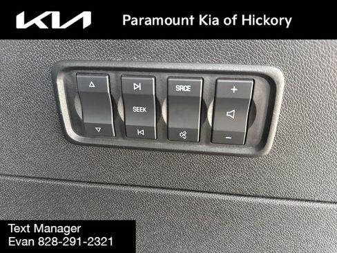 Used 2015 GMC Acadia SLT w/ Technology Package image 11