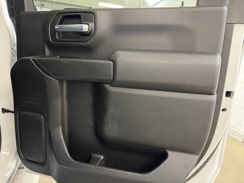 Used 2022 Chevrolet Silverado 2500 LT w/ Convenience Package image 26