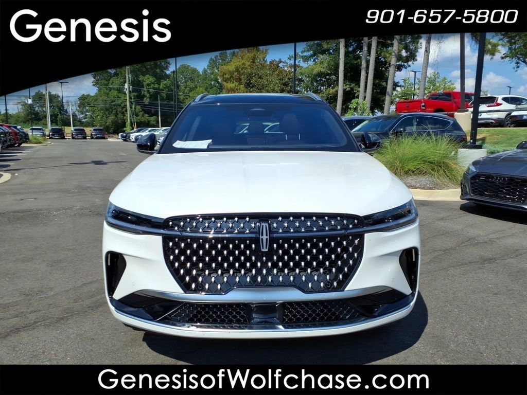 Used 2026 Lincoln Nautilus Reserve AWD/4WD image 8