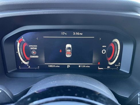 Used 2024 Nissan Rogue SL w/ SL Premium Package image 23