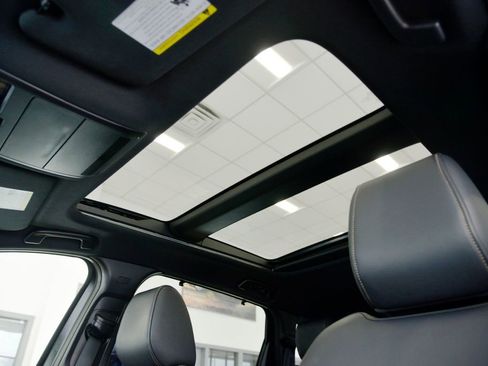 Certified 2024 MAZDA CX-90 3.3 Turbo w/ Premium Plus Pkg image 28