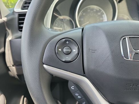 Used 2020 Honda Fit LX image 28