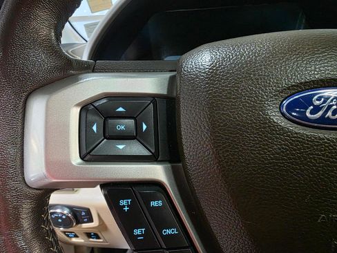 Used 2020 Ford F150 Lariat w/ Equipment Group 502A Luxury AWD/4WD image 30