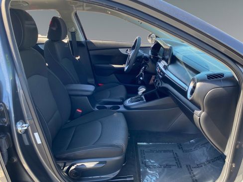 Used 2024 Kia Forte LXS w/ LXS Technology Package image 15